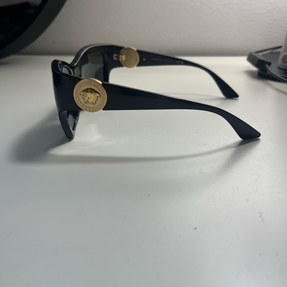 Versace Sunglasses - Picture 3 of 10